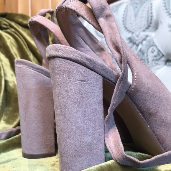 Lace-Up Nude Heels - Picture 5 of 9